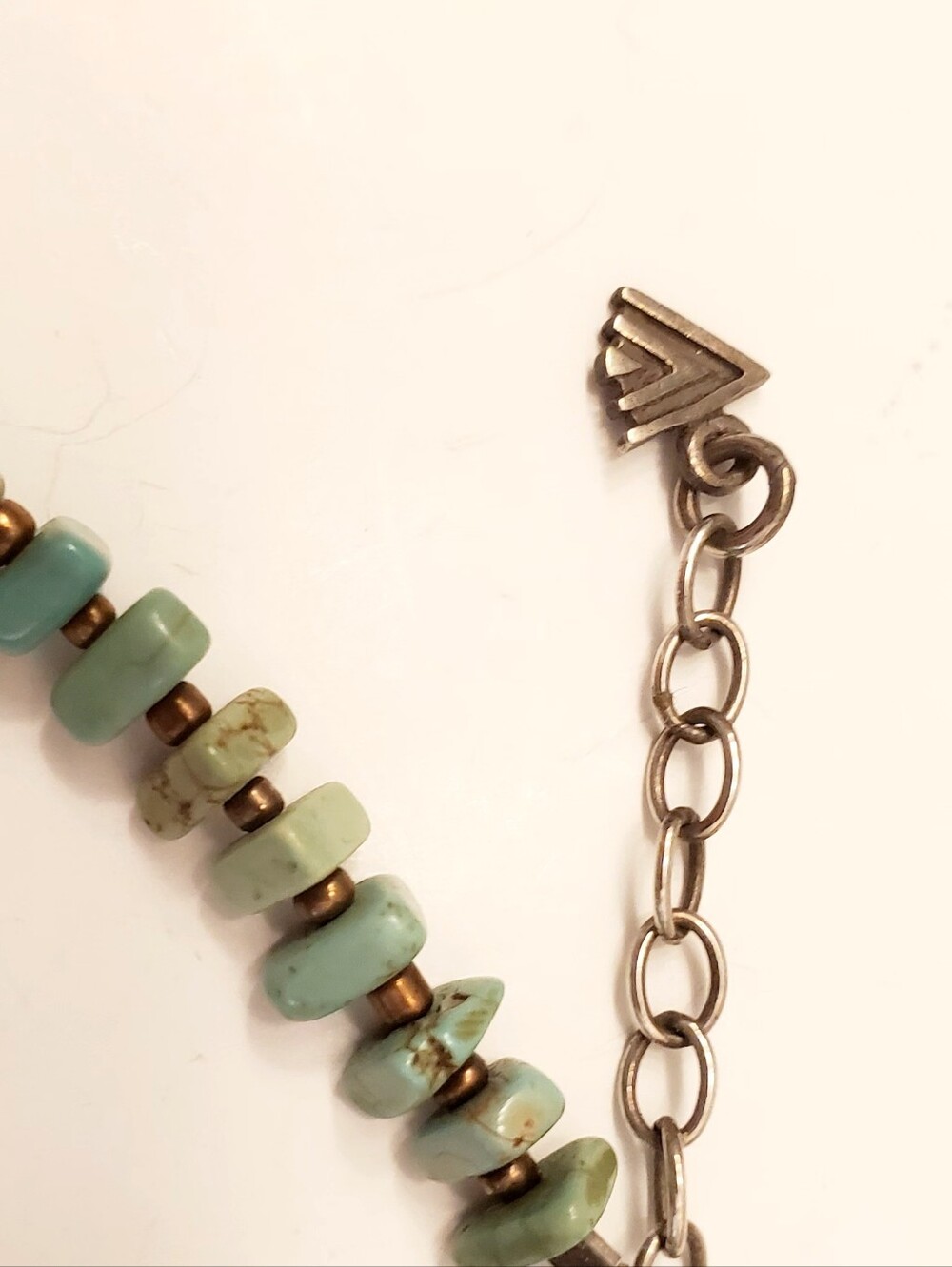 SILPADA Sterling Hammered Teardrop Pendant Necklace Green Turquoise Beads Abalon - Picture 3 of 6